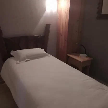 Le Saloon Guest house Chazey-sur-Ain