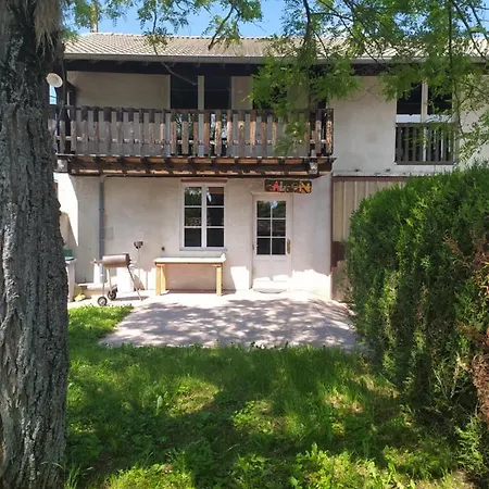 Le Saloon 3* Chazey-sur-Ain