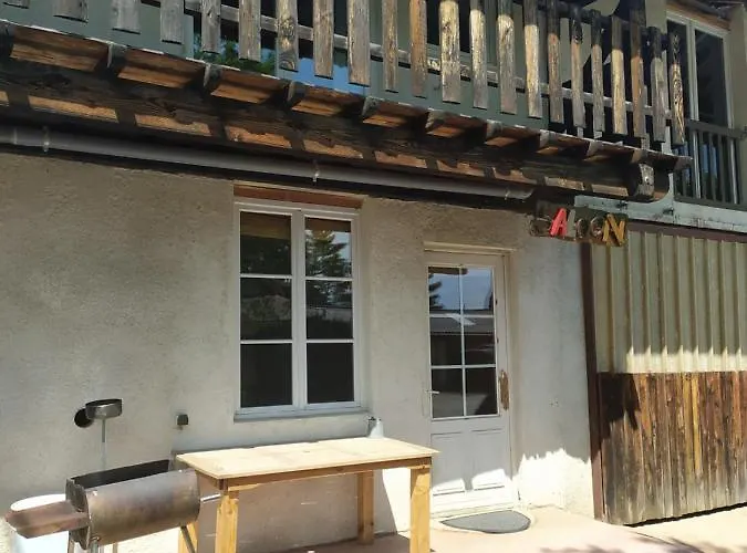 Le Saloon