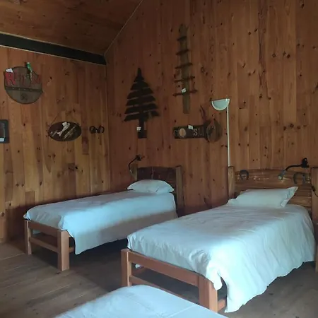 Le Saloon Pensjonat Chazey-sur-Ain